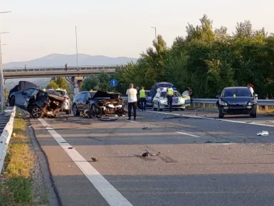 Движението по магистрала Струма в района край Бобошево вече е ...